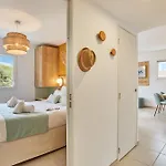Odalys Riviera La Presqu'ile アパートホテル