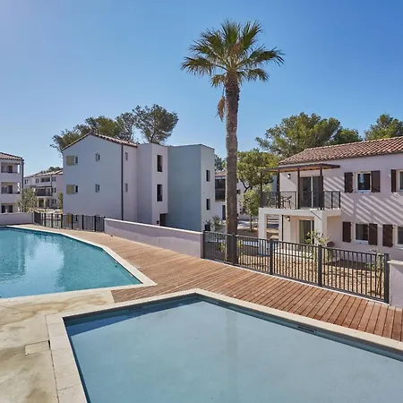 Odalys Riviera La Presqu'ile Йер