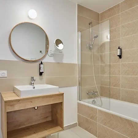 Апарт-отель Odalys Riviera La Presqu'ile Йер