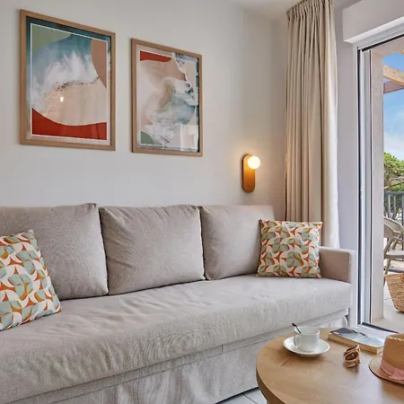 Апарт-отель Odalys Riviera La Presqu'ile