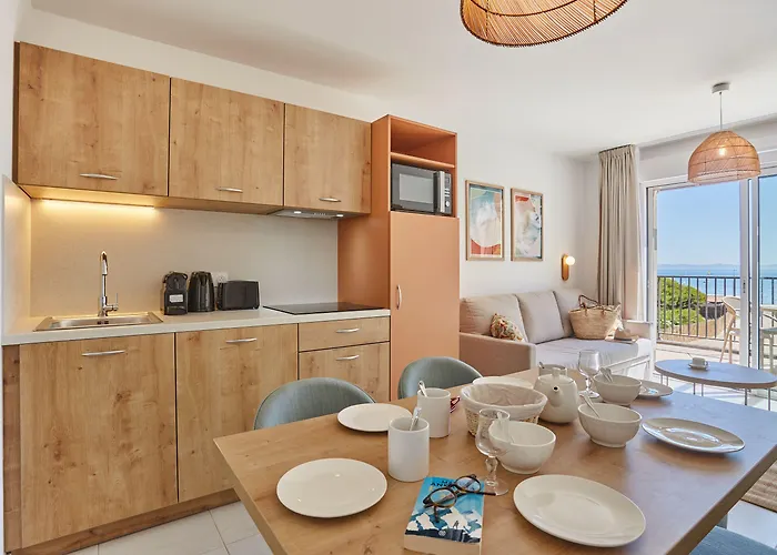 Odalys Riviera La Presqu'ile 4*