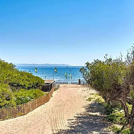 Ξενοδοχείο με διαμερίσματα Odalys Riviera La Presqu'ile 4*