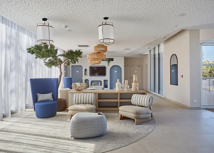 Lejlighedshotel Odalys Riviera La Presqu'ile 4*