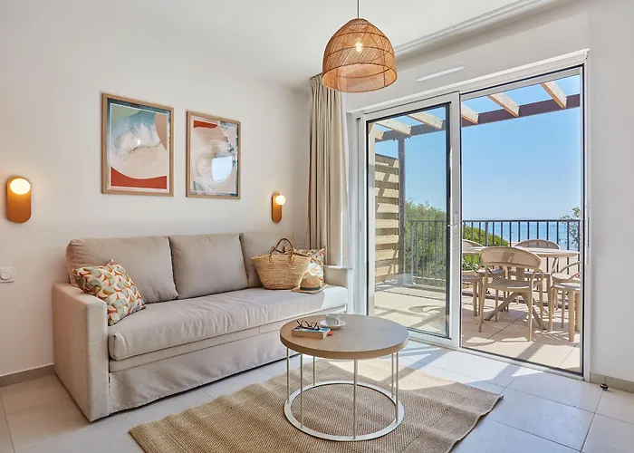 Lejlighedshotel Odalys Riviera La Presqu'ile 4*